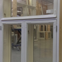 T-ikkuna. Kitattu, vesinokat + kulmaraudat