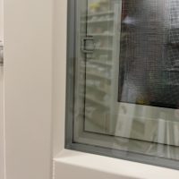 Vakio lämpölasipuitemuoto huullettuna